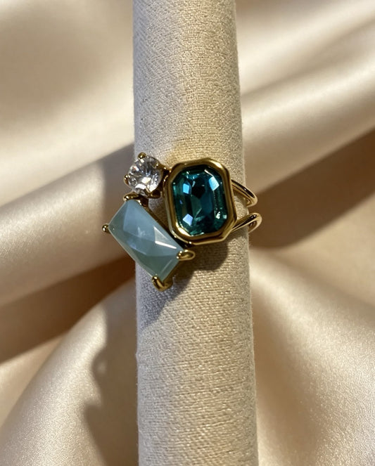Anello "Trilogia Contemporanea" con Cristalli Multi-Taglio