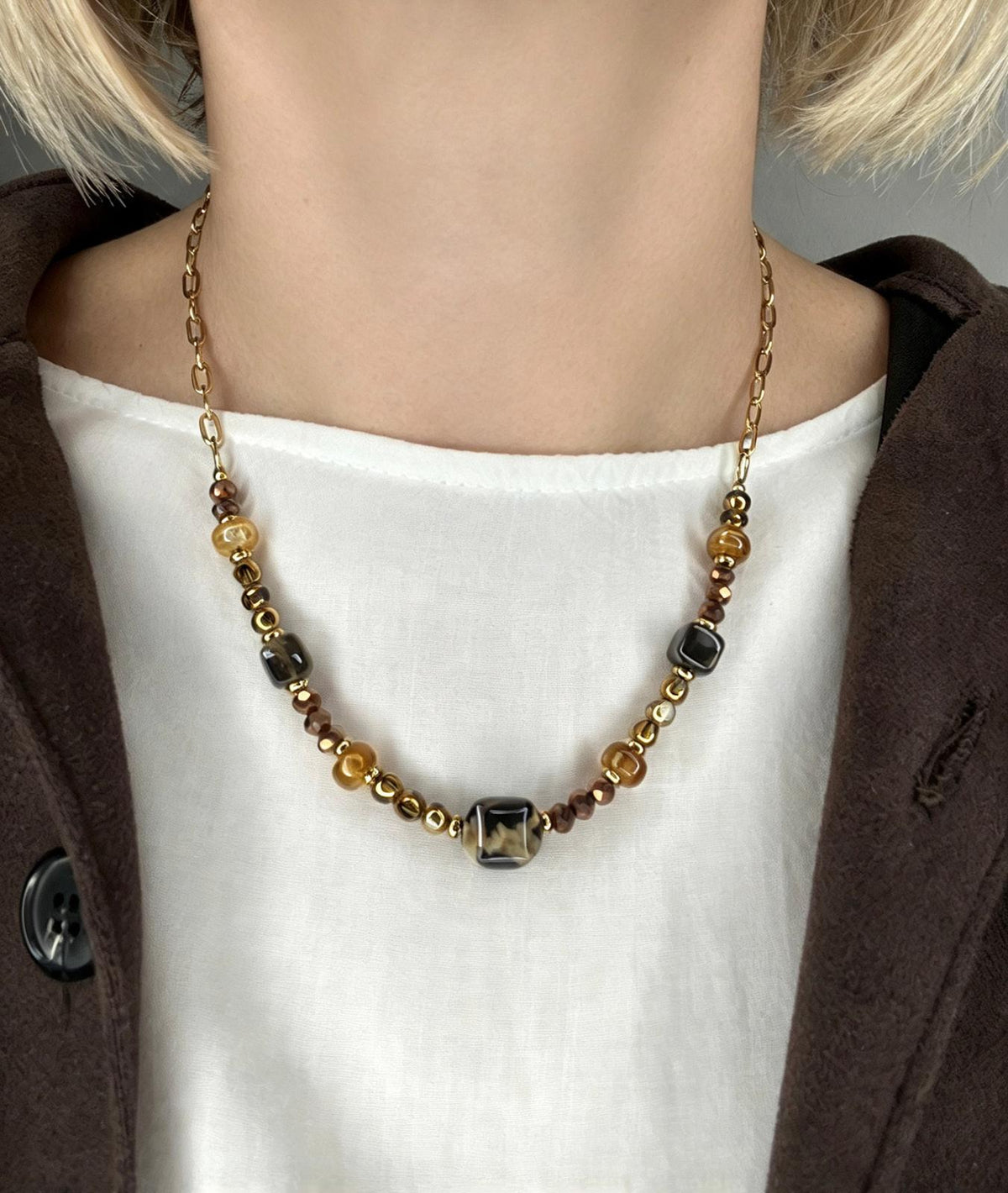 Collana "Amber Cubes" in Acciaio Inossidabile e Perle Tartarugate