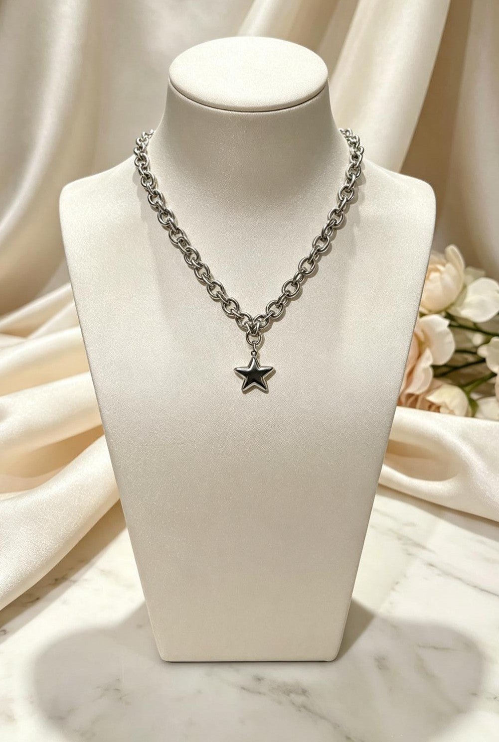 Girocollo Liquid Steel – Collana a Catena in Acciaio Lucido con Ciondolo (Cuore / Stella)