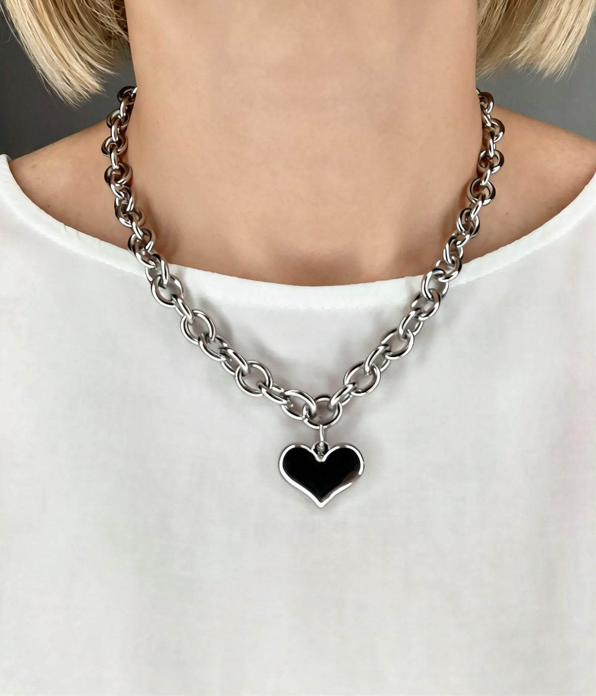 Girocollo Liquid Steel – Collana a Catena in Acciaio Lucido con Ciondolo (Cuore / Stella)