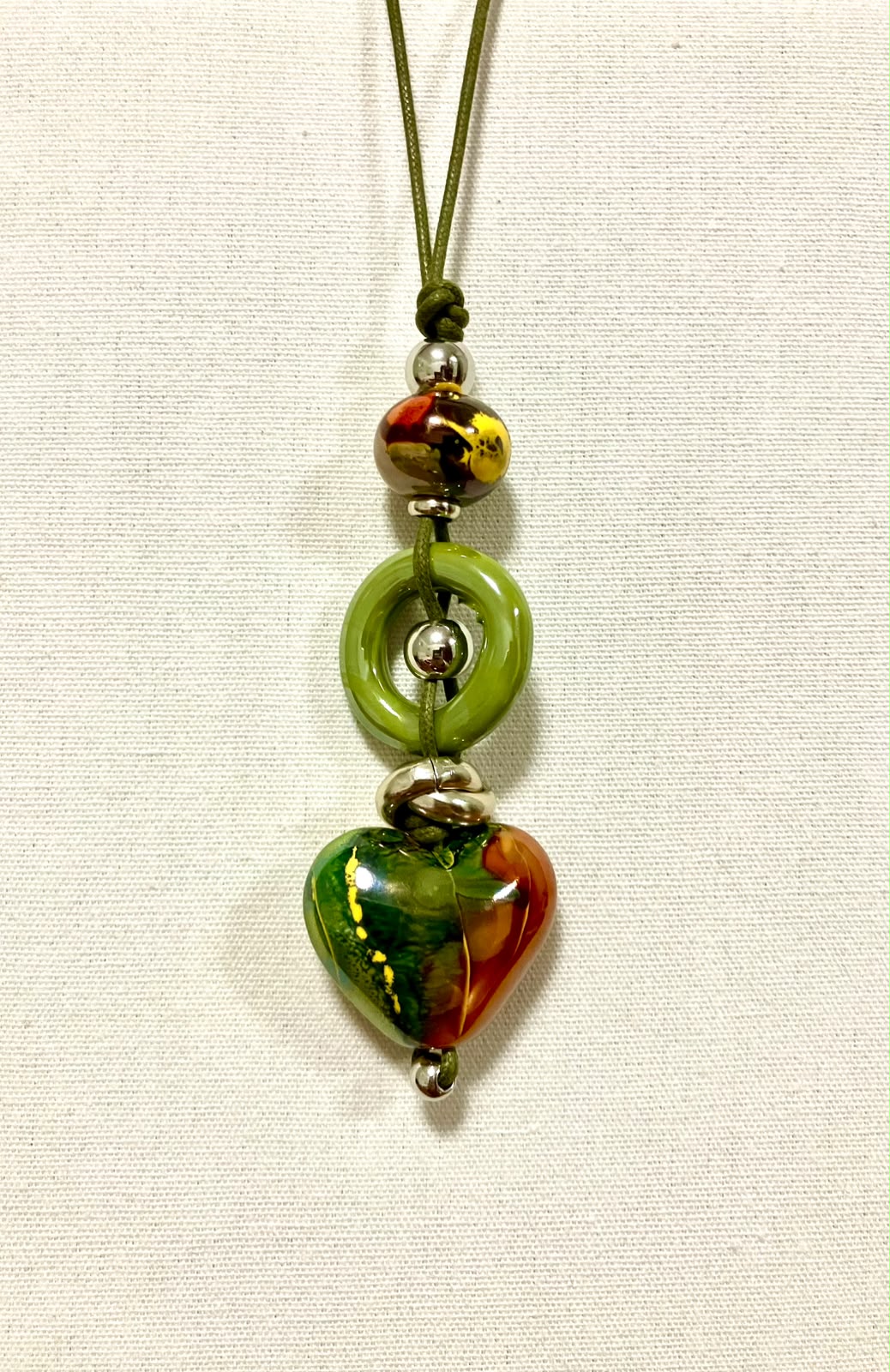 Collana Artigianale "Cuore di Terra" in Ceramica e Acciaio